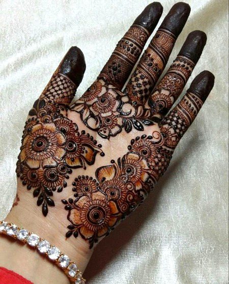 Mehndi Design image