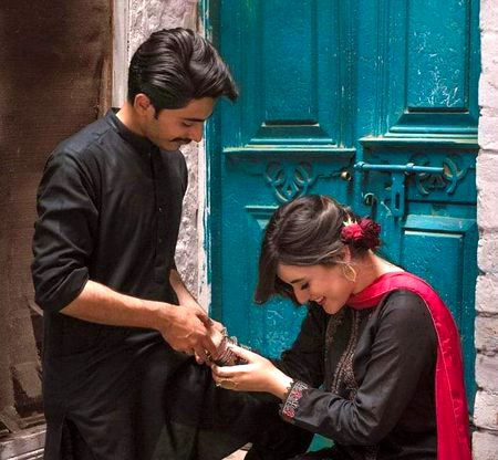 رِم جِم ،رِم جِم برس رہی ہے یا د تمہا ری قطرہ قطرہ۔
