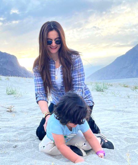 Pakistani Celebs image
