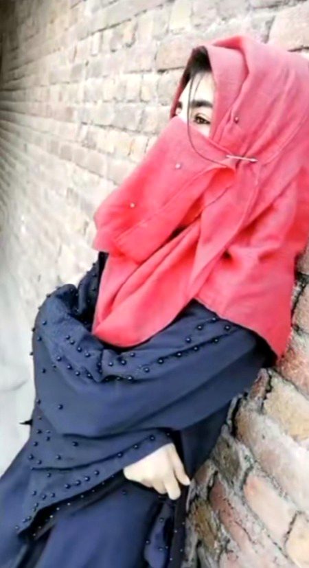 وعدہ تھا۔ٹوٹ گیا ۔ نشاتھا اتر گیا ۔
دل تھا بھرگیا ۔۔انسان تھا بدل گیا