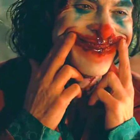 سبھی اچھے، فرشتے صفت ٹہرے.
میں برا، میں خراب، جناب اجتناب🔥 Mahii 💔