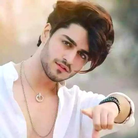 سنو
❤بہت ہی مان ہے تم پر❤
❤میری چاہتوں کا خیال رکھنا❤