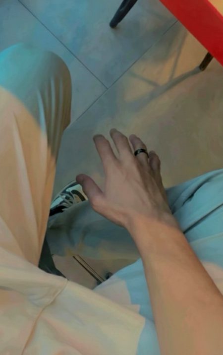 Pa saruno bandi mo swarl krl, da pezar munasib khlk che km na wo