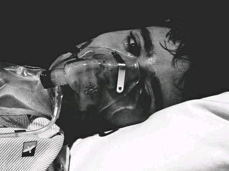 زخم جدائی کے دھیرے دھیرے _,, بڑھ جاتے تو اچھا تھا..
کاش بچھڑ جانے سے پہلے مر___,,جاتے تو اچھا تھا.💔💔👉🏻