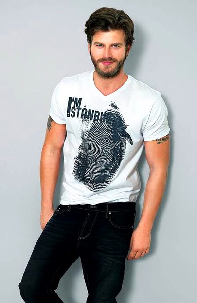 Turkish Celebs image
