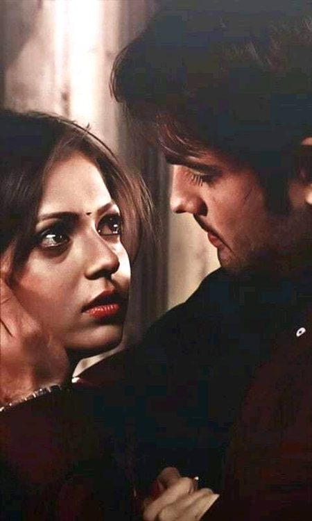 پھر بھی ذرا سی بات پر رنجش طویل ھے 
تم تو میرے مزاج سے بھی آشنا تھے یار!!!