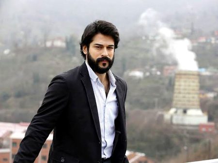 Turkish Celebs image