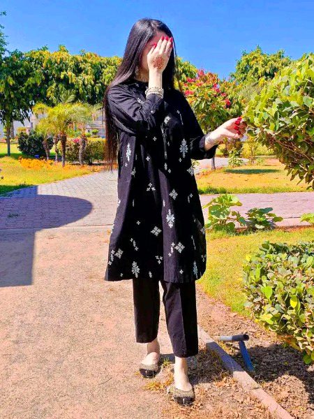 Beautiful People image