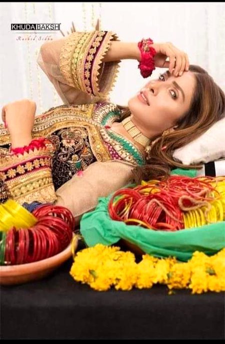 Pakistani Celebs image