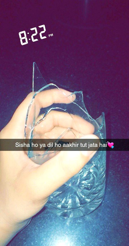 Sab se pehle us insaan ko KhUsh rakho jisko roz aap sheeshey me dekhte ho kyunki zindagi me aapka khayal aap se behtar koi nhi rakh sakta!!!😇
    👑 InNoCeNt 👑