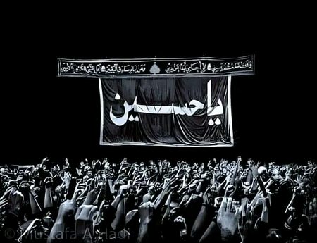 لہو بن گیا ھے آنکھوں کا پانی
شروع ہونے والی ھے کربلا کی کہانی 💔😭