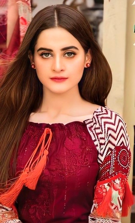 Pakistani Celebs image