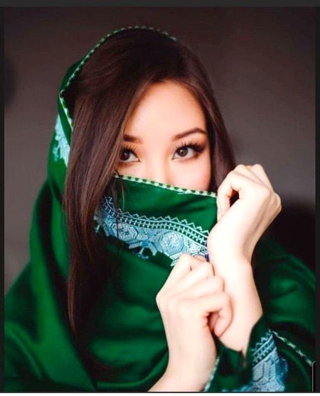 Beautiful People image