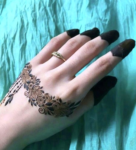 Mehndi Design image