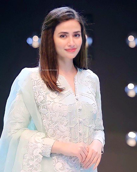 Pakistani Celebs image