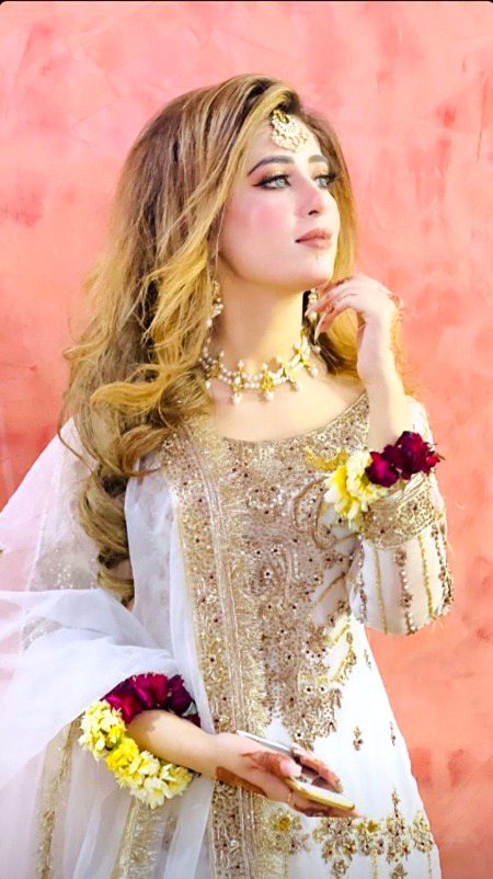 Beautiful People image