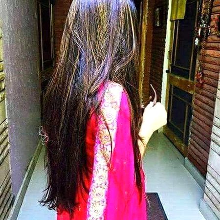 عورت کبھی چھوڑتی نہیں ہے۔اور اگر چھوڑ دے نا
تو کہیں کا نہیں چھوڑتی🥀