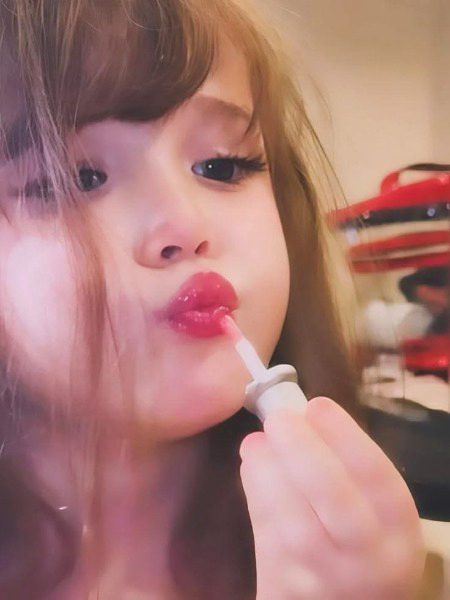 Beautiful People image