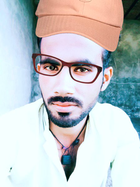 ڪیترا بہ سچا ٿي ھلو پر ڇڏڻ وارا🥀
ھڪ ڏینھن ڇڏي ھلیا ویندا آھن🖤 💯