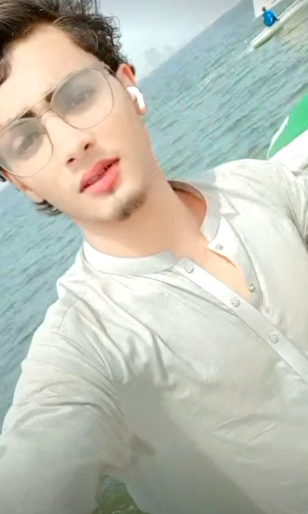 Beautiful People image