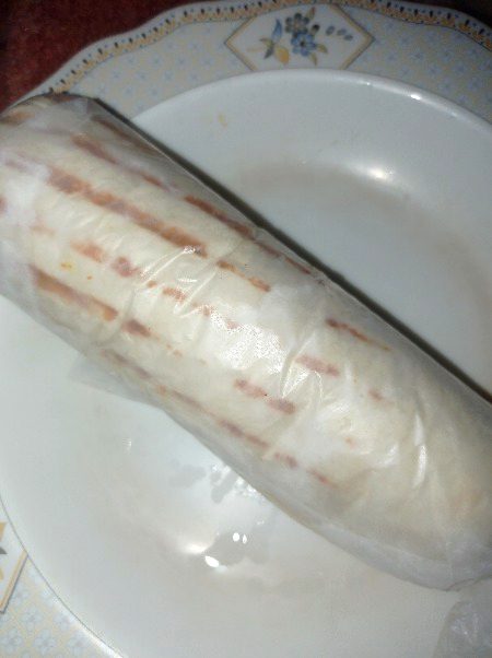 Meri dieting 🥺 Yakeen kren mujhy beghrane me Mera Asspss logon Ka Zaiyda kasore hn kehty hn Kuch nhi hota or healthy ho gi to pyri lago gi mujhy bhana chahiya khane ka🙂