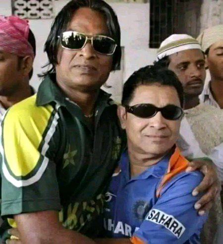 ہلکی آنچ پر پکا ہوا شعیب اختر اور حالات کی چکی میں پسا ہوا سچن ٹنڈولکر 🙁