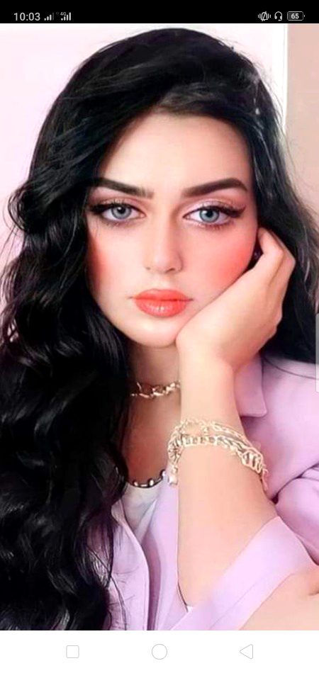 Beautiful People image