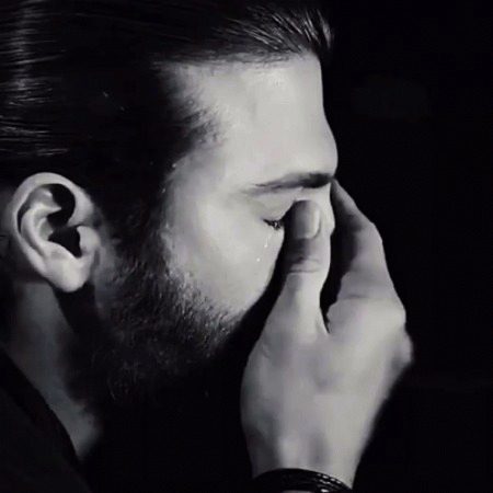 درد اٹهتا ہے تو تصور میں آجاتے ہیں وہ 
 خدا میرے درد کی عمر دراز کرے