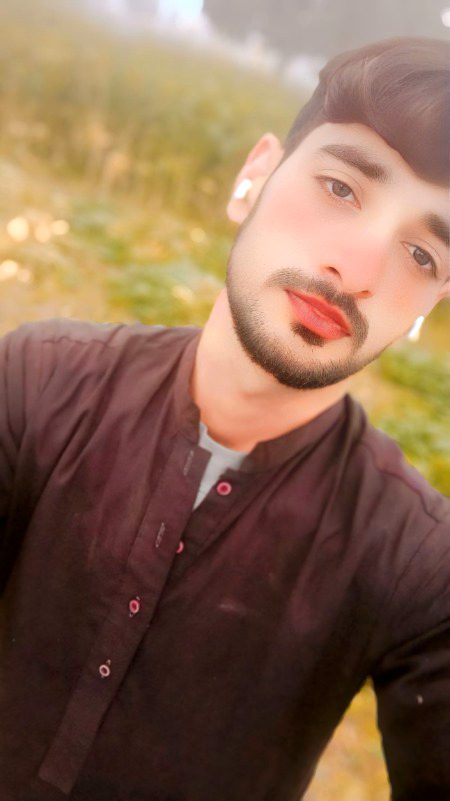 *رات ڈھلتی تھی تو تمہارے میسج کا انتظار کرنا شروع کرتا تھا.....❤️🩹🥹*
*لیکن تم مصروف رہتی تھی بہت مصروف....*💔🥹
*موبائل ہاتھ میں رکھے تمہارا انتظار کرتا تھا ❤️🩹🥹*
