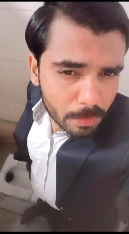 Pic in washroom ..don't mind guyz