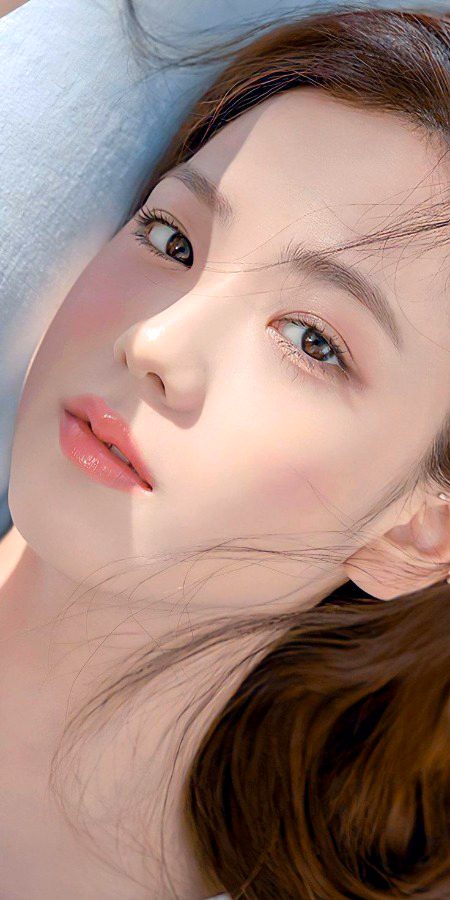 Beautiful People image