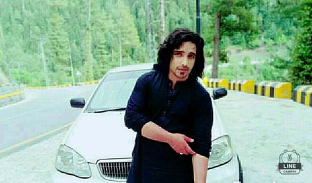 زندگی بڑی حسین ہے بس زندگی گزارنے کا سلیقہ ہونا چاہیے ❤🙂