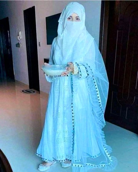 larkiyan ase he achi lgti hn.
sary larko ka to ny pta lkn mji to ase he pasand hn.❤️