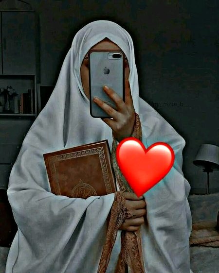 سوچ کو ہمیشہ خوبصورت رکھو 🖤
تقدیریں تو میرا رب بدلتا ہے💯. ❤️ ❤