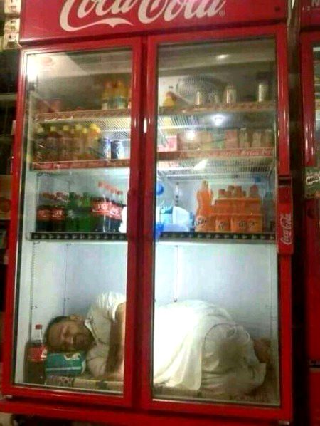 Boht ghrmi hai 😋😋