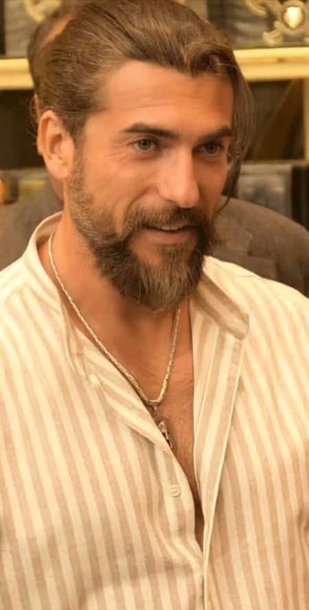 Turkish Celebs image