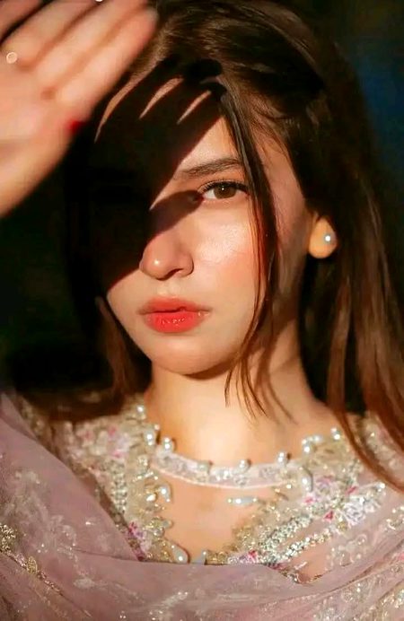 Beautiful People image