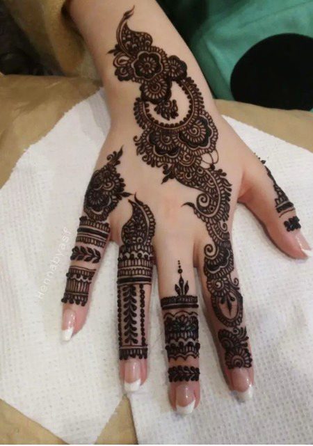Mehndi Design image