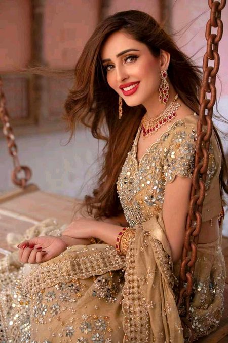 Beautiful People image