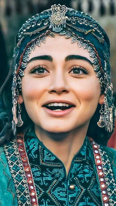 Turkish Celebs image