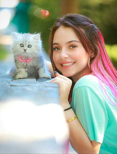 Beautiful People image