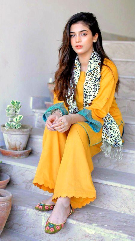 Pakistani Celebs image