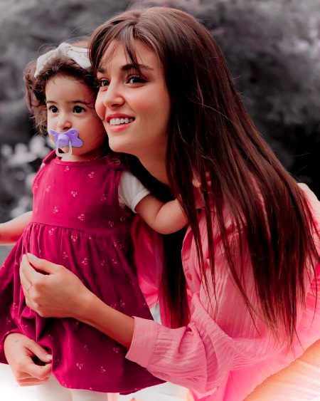 Turkish Celebs image