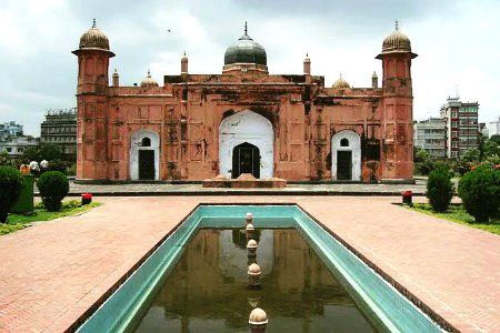 Lalbagh Fort, also known as Fort Aurangabad, is an iconic historical site in Old Dhaka, Bangladesh. It was built in 1678 by Prince Mohammed Azam, son of Mughal Emperor Aurangzeb. The fort was supposed to be a magnificent palace for the prince, but construction was interrupted following the unexpected death of his loving wife, leaving it incomplete.