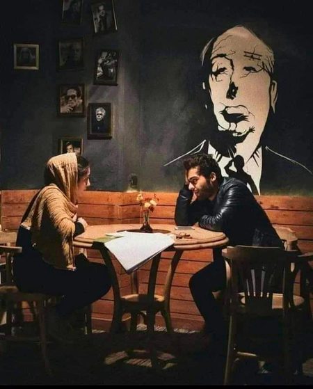 ہنسا ہوں آج تو مجبور تھا کہ تیرے حضور
مجھے یہ ڈر تھا اگر چپ رہا تو رو نہ پڑوں