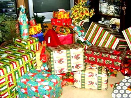 Ya loooo ji 😍 sab k gifts phr na kahna mujha nhi Mila jaldi sa la lo💕💕 Annie Gujjar 💕💕