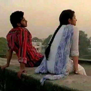 Dil mein chhipi yaadon se sawaru tujhe, Tu dekhe to apni ankho me utaru tujhe, Tere naam ko labo pe aise sajaya hain, So bhi jaau to khawbo me pukaru tujhe!!