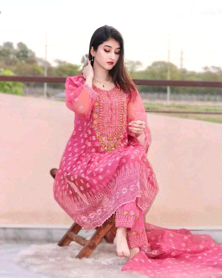 Beautiful People image