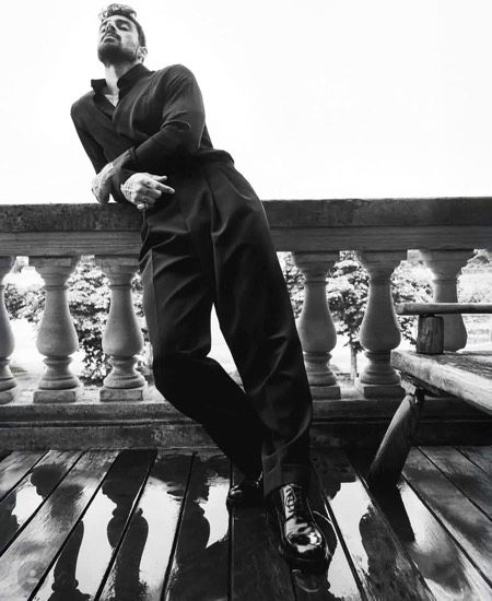 تعلقات ہمیشہ دل سے رکھیں مطلب سے نہیں______!!✌️🖤