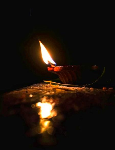 رِم جِم ،رِم جِم برس رہی ہے یا د تمہا ری قطرہ قطرہ۔